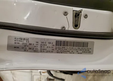 2019 Jeep Cherokee Limited из США, поврежденный, VIN 1C4PJMDNXKD258031